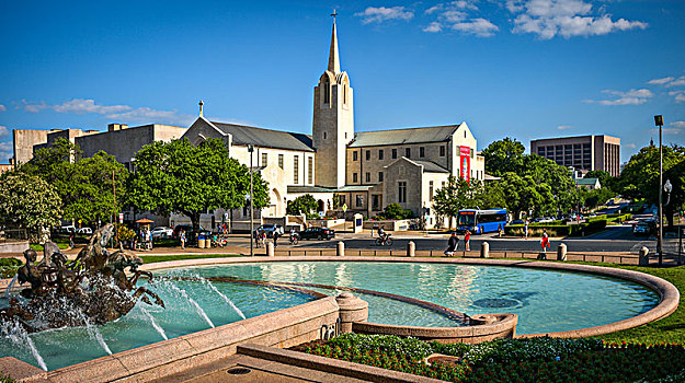 德克萨斯州大学奥斯汀分校喷泉