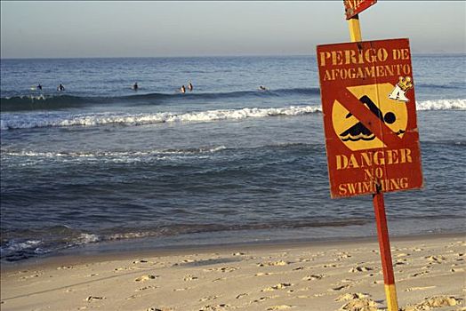 广告牌,危险,禁止游泳,伊帕内玛海滩,里约热内卢,巴西