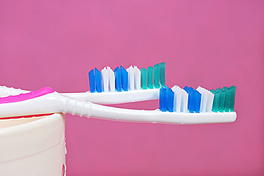 牙刷,粉色背景