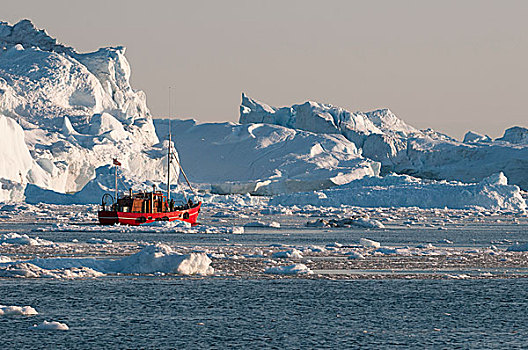 船,冰山,伊路利萨特冰湾,世界遗产,迪斯科湾,西格陵兰,格陵兰,北美