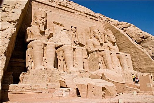 巨大,雕塑,寺庙,拉美西斯二世,阿布辛贝尔神庙,埃及,仰视