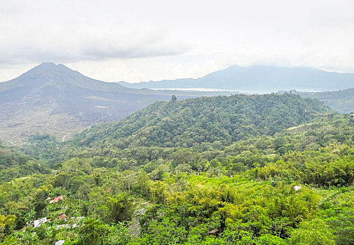 攀升,巴图尔,印度尼西亚