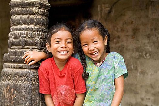 尼泊尔,加德满都,巴克塔普尔,两个,可爱,小,女孩,咯咯笑