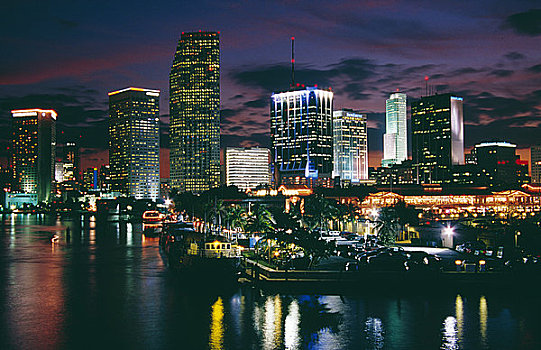 美国,佛罗里达,迈阿密,光亮,摩天大楼,夜晚