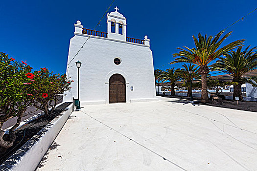 乡村,教堂,拉布拉多犬,兰索罗特岛,加纳利群岛,西班牙,欧洲