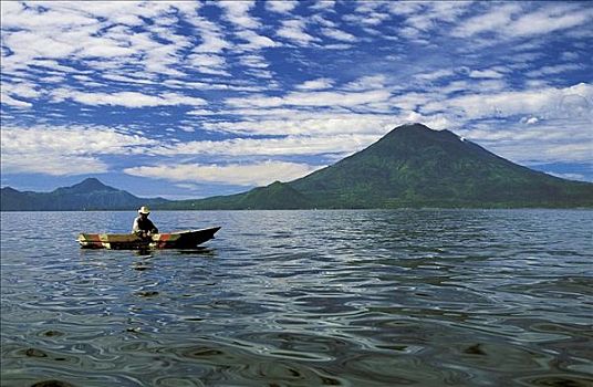 捕鱼者,捕鱼,船,阿蒂特兰湖,高原,火山,危地马拉,南美