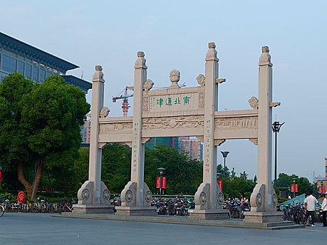 京杭运河·杭州拱宸桥广场
