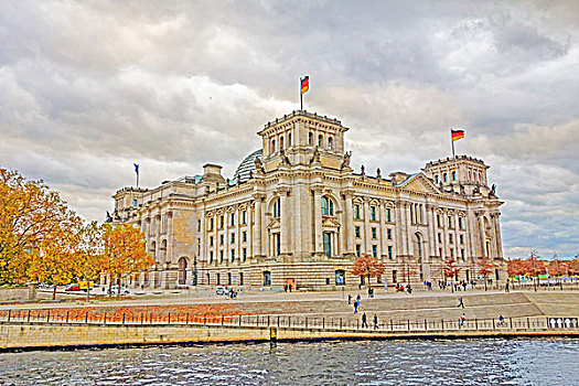 德国国会大厦,柏林,风格