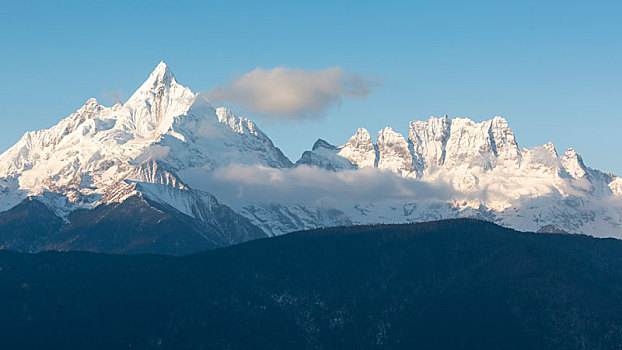 梅里雪山