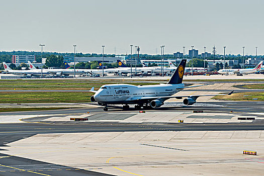 波音747,航空公司,汉莎航空公司,移动,地上,法兰克福,国际机场,黑森州,德国,欧洲