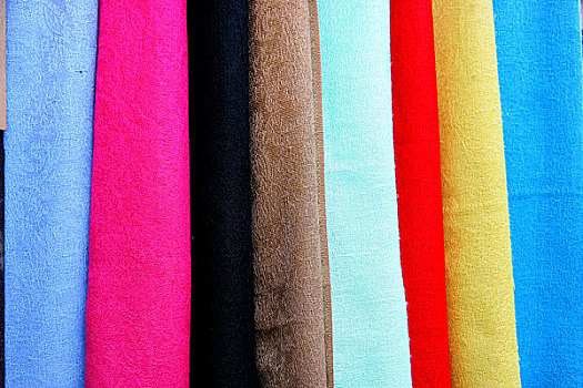 纺织围巾的色彩节奏
