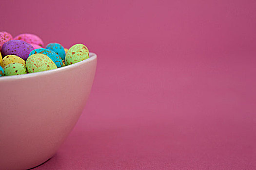 彩色,巧克力,复活节彩蛋,器具,粉色背景