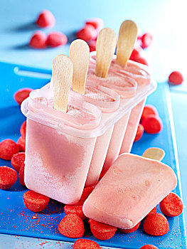 草莓,冰淇淋