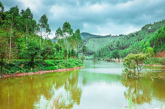 山岭风光