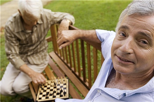 两个,老人,玩,下棋