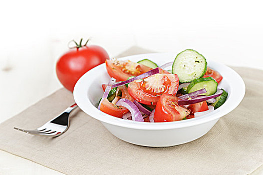 盘子,混合,沙拉,西红柿,黄瓜,桌上