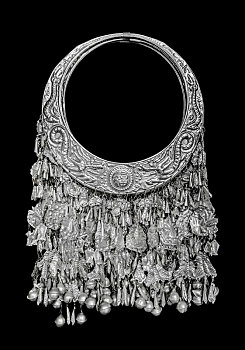 湖南省湘西土家族女式双龙福项圈银器挂件装饰物