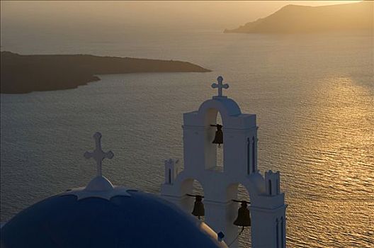 钟楼,圆顶,教堂,日落,锡拉岛,基克拉迪群岛,爱琴海,希腊