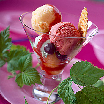 草莓,瓜,薄荷味,冰淇淋