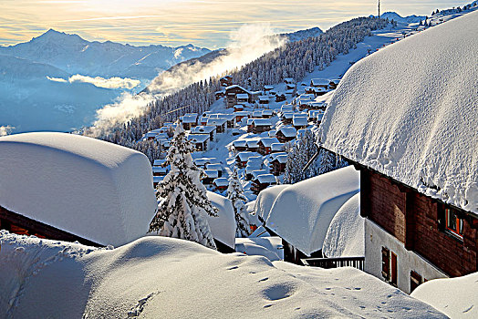 乡村,风景,积雪,房子,背影,贝特默阿尔卑,阿莱奇地区,瓦莱,瑞士,欧洲