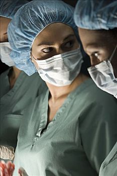 医疗人员,外科手术