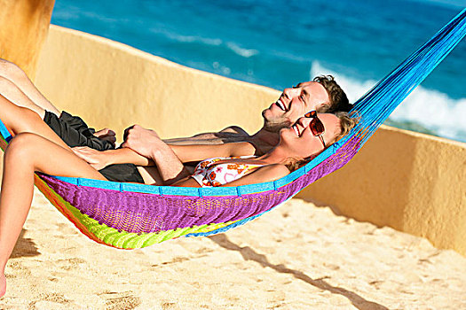 幸福伴侣,海滩,吊床