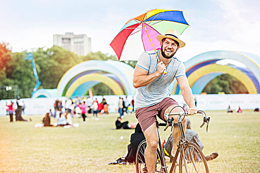 男人,伞,骑自行车,节日