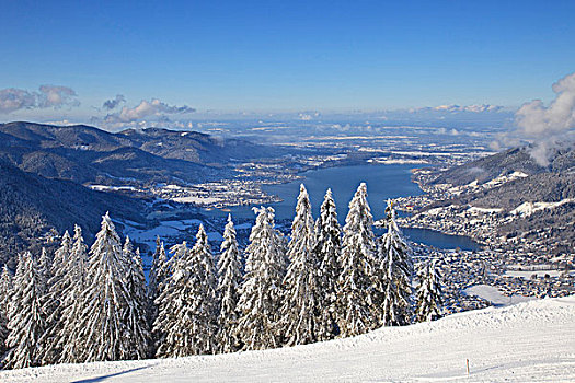 冬季风景,泰根湖,山谷,巴伐利亚,德国