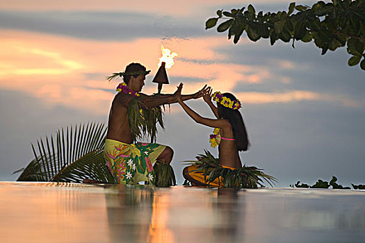 塔希提岛,情侣,传统,跳舞,装束,靠近,帕皮提,努伊,社会群岛,法属玻利尼西亚,南太平洋