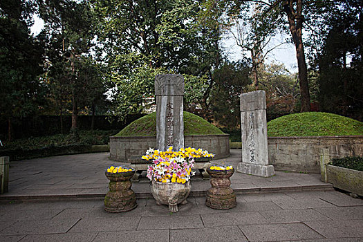 杭州岳坟