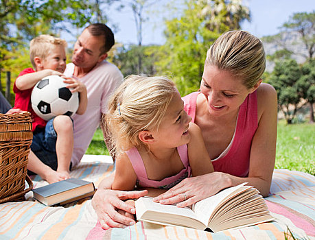 母亲,女儿,读,野餐,家庭