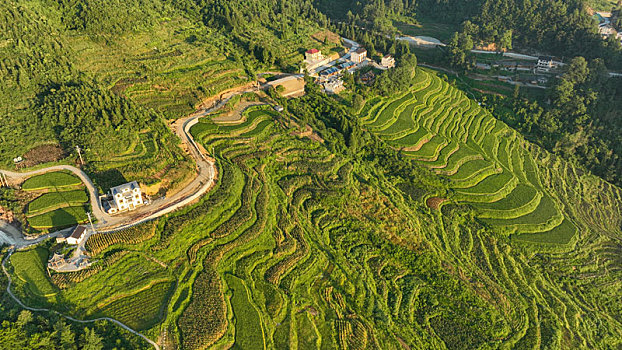 重庆酉阳,日月同辉绘美景