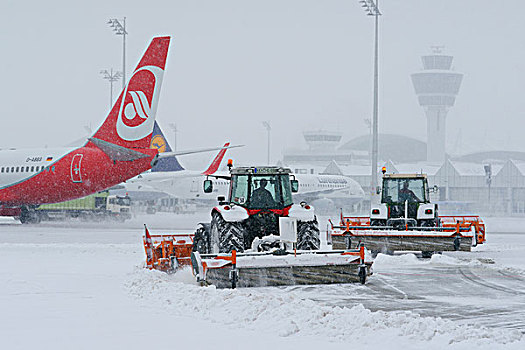 雪,冬天,拖拉机,飞机,控制塔,1号航站楼,西部,围裙,慕尼黑机场,巴伐利亚,德国,欧洲