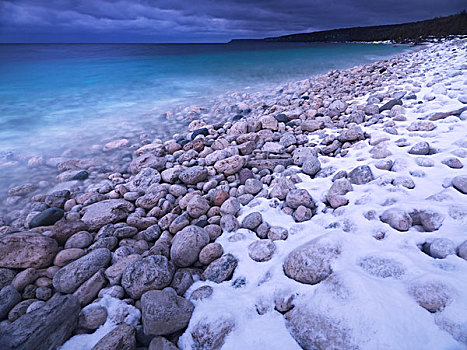 鹅卵石,岸边,乔治亚湾,遮盖,亮光,雪,冬天,景色,风景,布鲁斯半岛国家公园,安大略省,加拿大