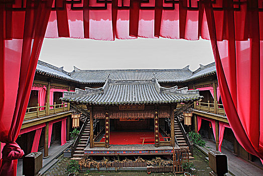 怡红院,妓院,老房子,斗鸡