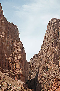 新疆库车天山,大峡谷