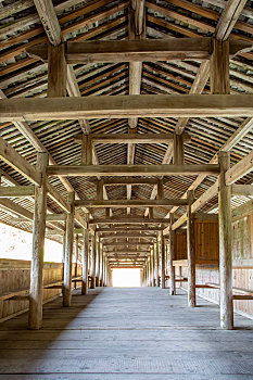 中式古建筑木结构长廊