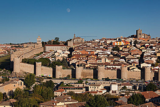 西班牙,卡斯蒂利亚,区域,阿维拉省,城镇,墙壁,俯视图,黃昏