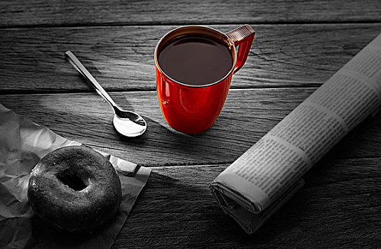咖啡,红色,杯子,报纸,早晨,早餐,旧式,木桌子
