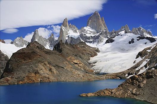 山,菲茨罗伊,3375米,泻湖,洛斯格拉希亚雷斯国家公园,巴塔哥尼亚,阿根廷,南美