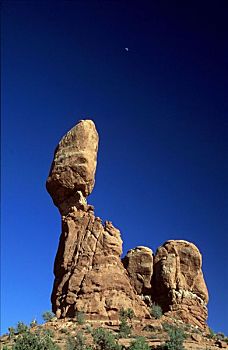 平衡石,拱门国家公园,犹他,美国