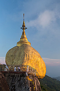 缅甸,巴格,金岩石佛塔,吉谛瑜佛塔