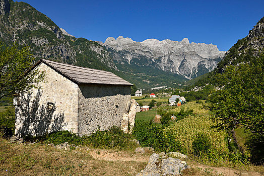 山谷,国家公园,阿尔巴尼亚,阿尔卑斯山,欧洲