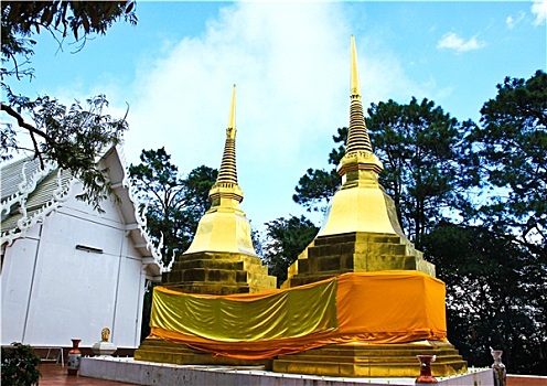 两个,金色,塔,庙宇,清莱,省,泰国