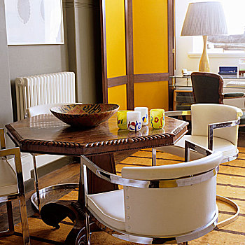 就餐区,白色,皮革,椅子,铬合金,正面,木桌子