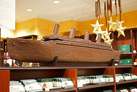 巧克力泰坦尼克号邮轮