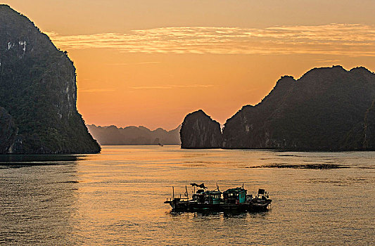越南,下龙湾,小船,日落,世界遗产