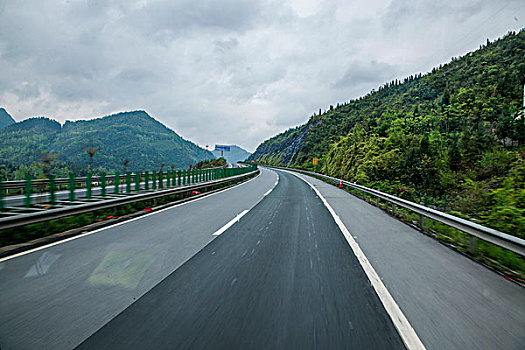 重庆至长沙g5543高速公路