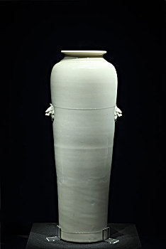 清代,德化窑白釉兽耳瓶,故宫博物院,藏