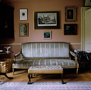 时代特征,软垫,沙发,土耳其,正面,粉色,墙壁